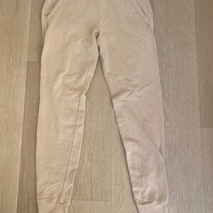 women’s alo Neutral Cream Jogger Pants